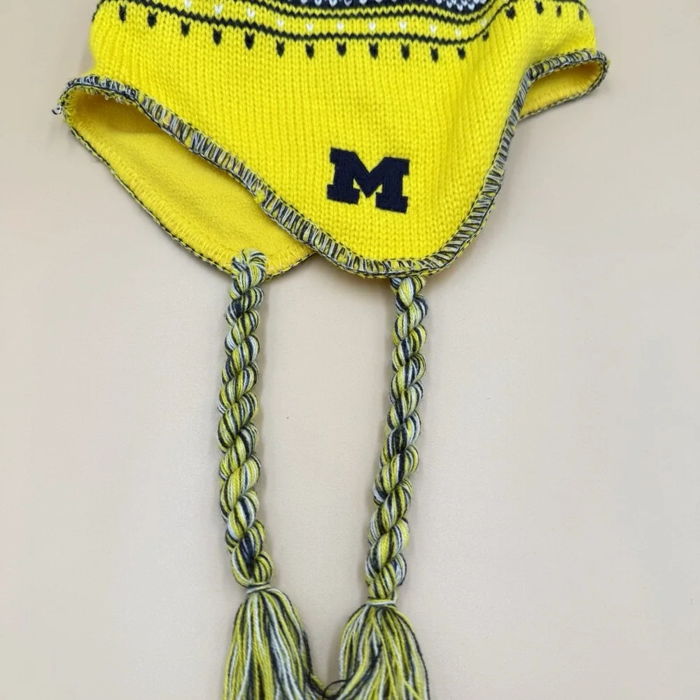 Adidas University of Michigan Logo Knit Earflap Pom Pom Hat Blue Yellow OS
